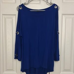 Cable & Gauge Blue Asymmetrical 3/4 Sleeve Blouse